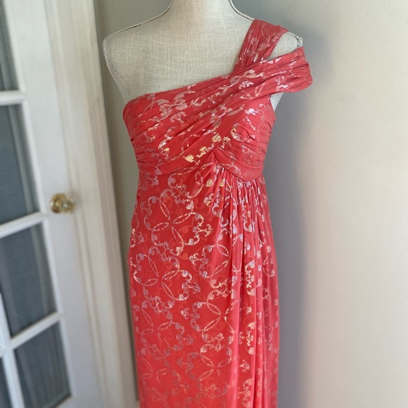 Nicole Miller Coral Pink Metallic Silk Brocade One Shoulder Gown - Picture 4 of 8